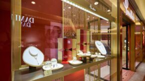 A Pomellato store in Singapore Kering 1280 USED 073023